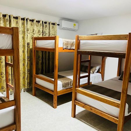 Hostal Casa San Pedro Santa Marta  Bagian luar foto