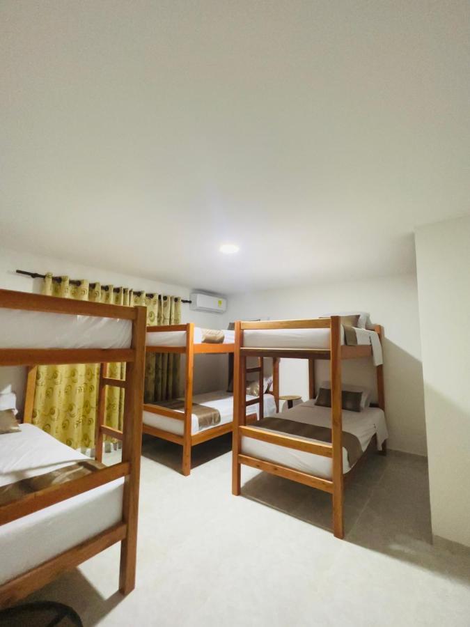 Hostal Casa San Pedro Santa Marta  Bagian luar foto