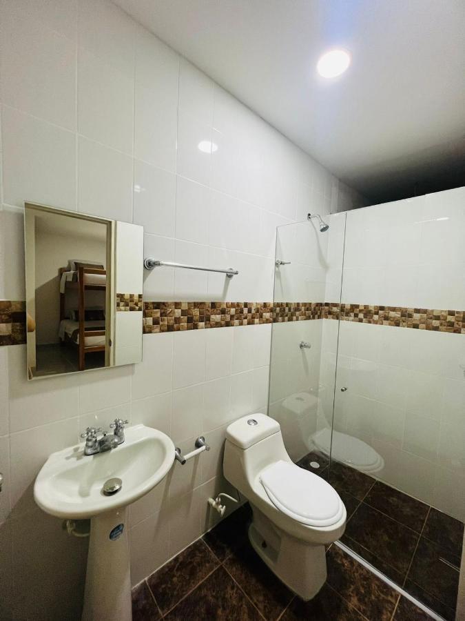 Hostal Casa San Pedro Santa Marta  Bagian luar foto