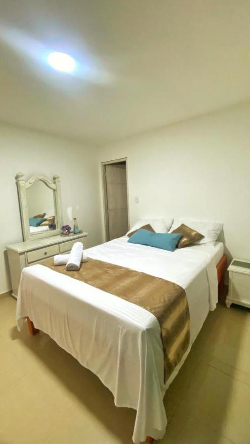 Hostal Casa San Pedro Santa Marta  Bagian luar foto