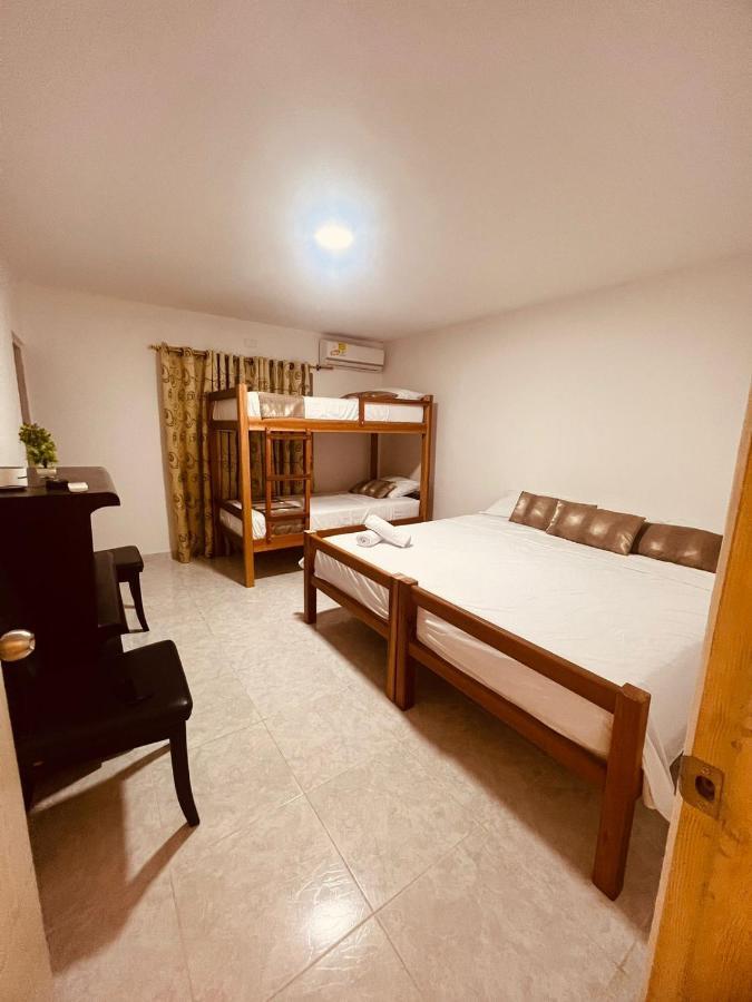 Hostal Casa San Pedro Santa Marta  Bagian luar foto